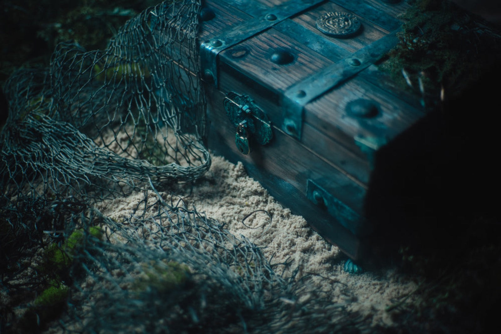 "Old Thunder" Ahabs Sea Chest — hero