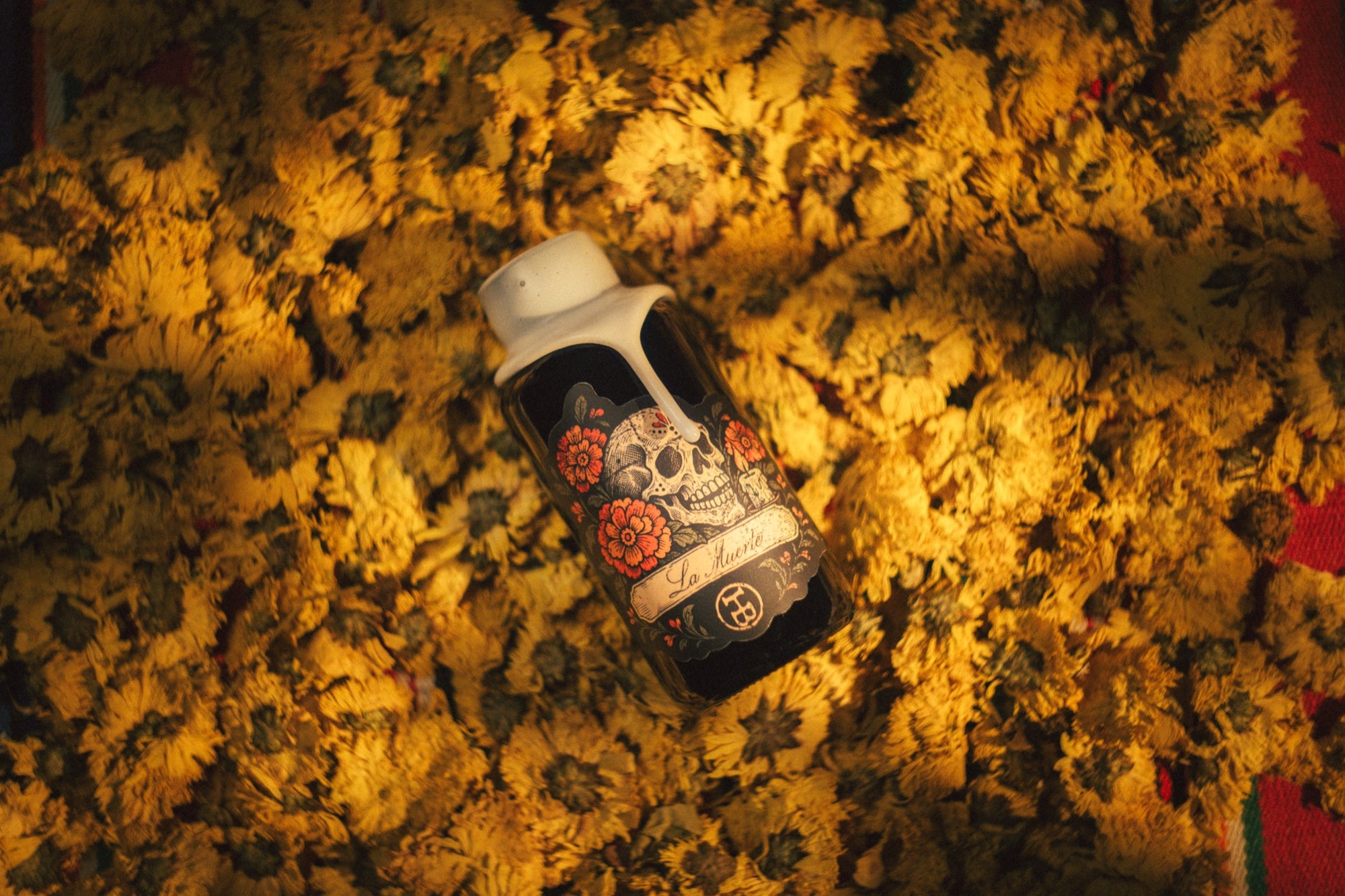La Ofrenda by The Holy Black, la muerte aftershave marigold bed