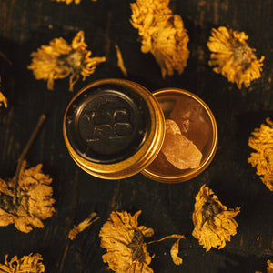 La Ofrenda by The Holy Black, copal resin tin open